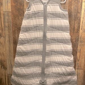 Burt’s bees wearable baby blanket